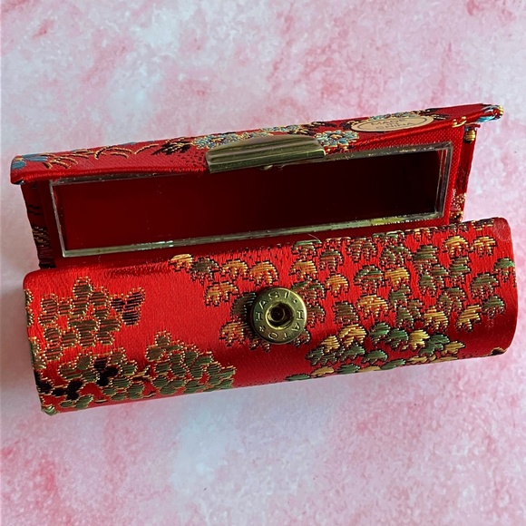 🥳Free with Purchase - Lipstick Case Holder with Mirror NWOT ❤️ - Picture 4 of 6